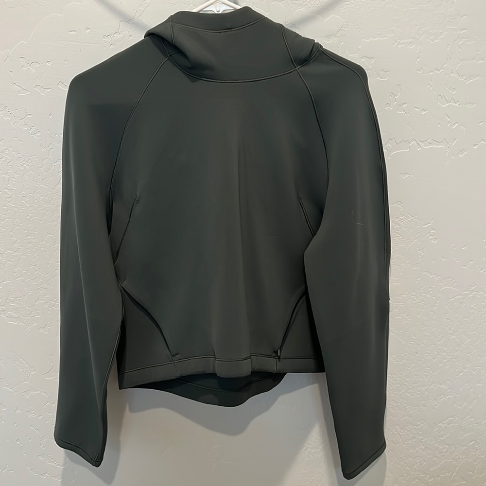 Lululemon sweatshirt